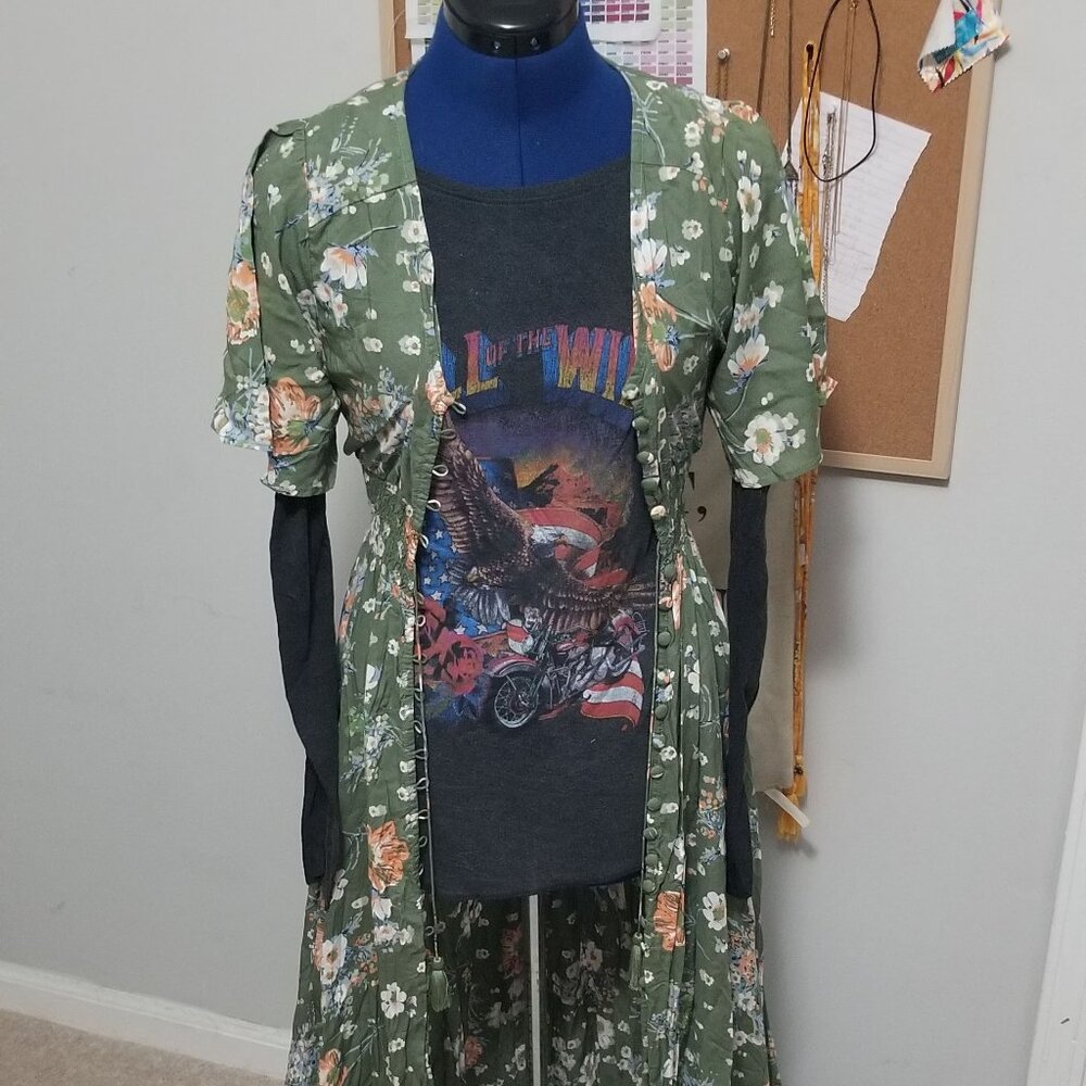 Isla Bay Green 'Rambling Rose' Gown in 'Sundancer' Print S EUC